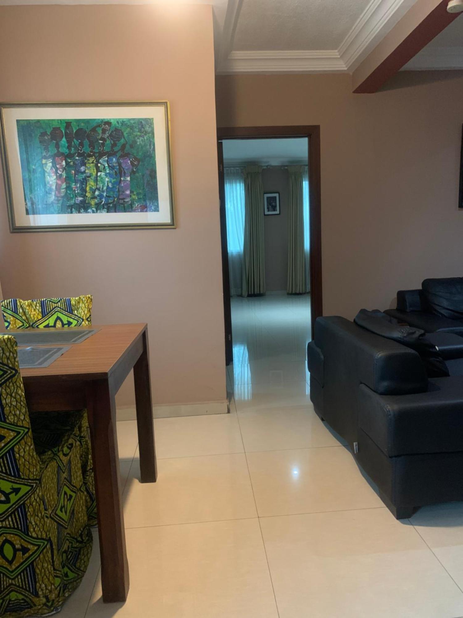 Manjaro Suites Accra Bagian luar foto