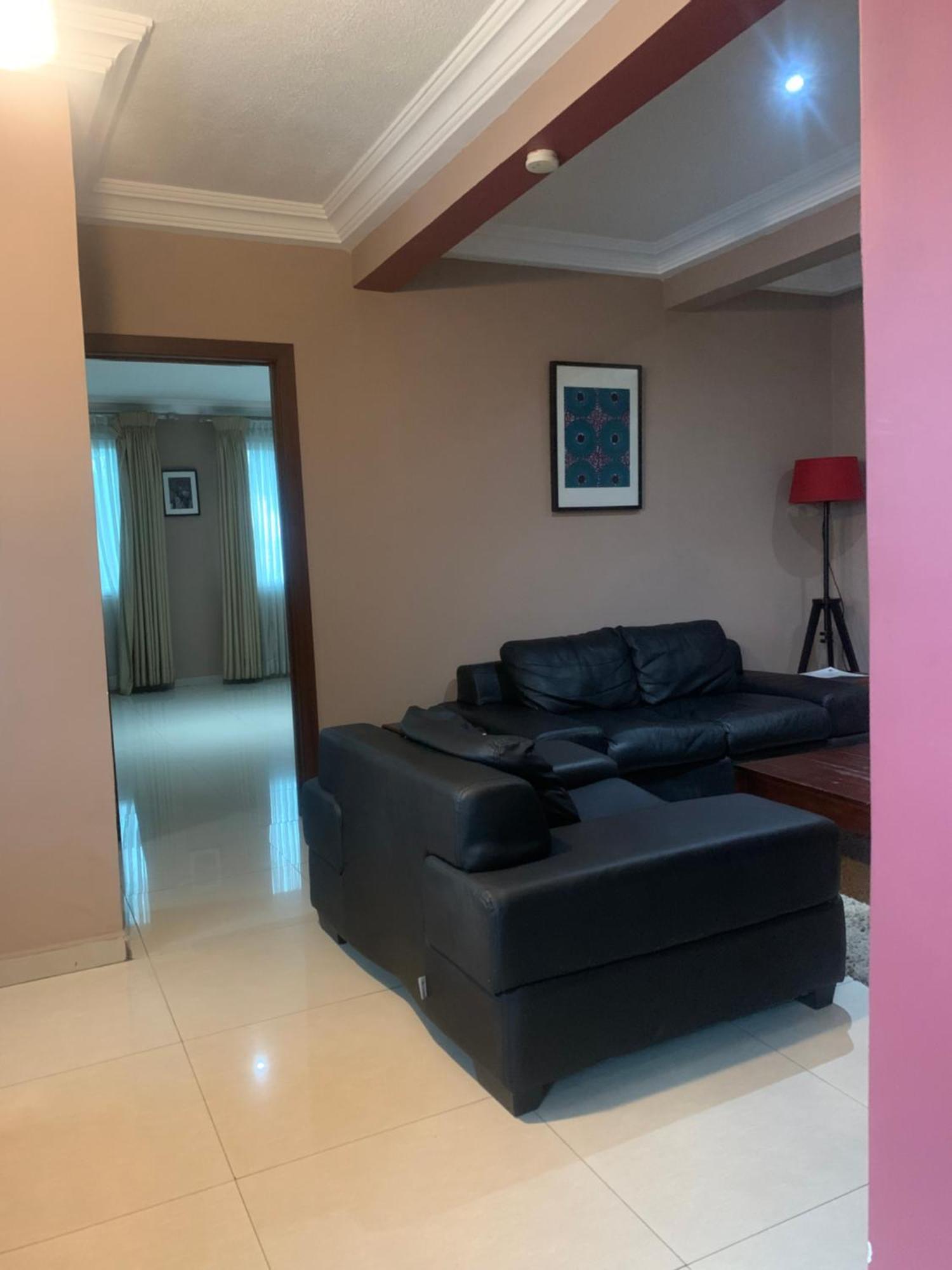 Manjaro Suites Accra Bagian luar foto