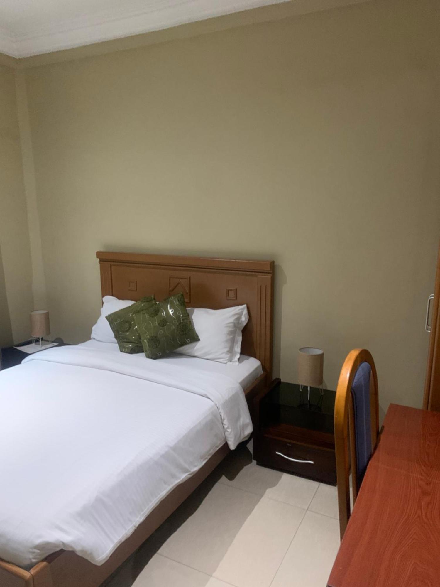 Manjaro Suites Accra Bagian luar foto