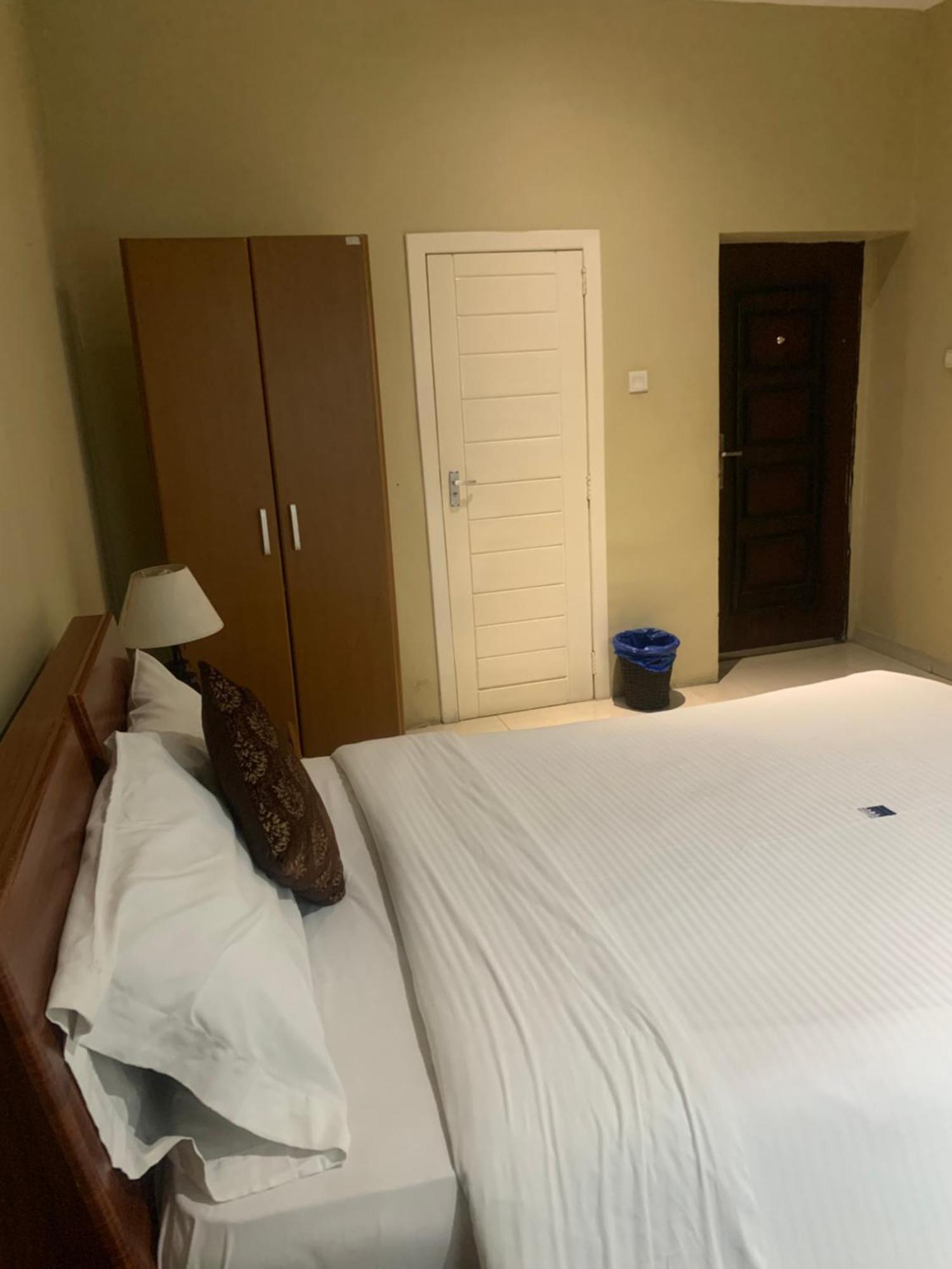 Manjaro Suites Accra Bagian luar foto