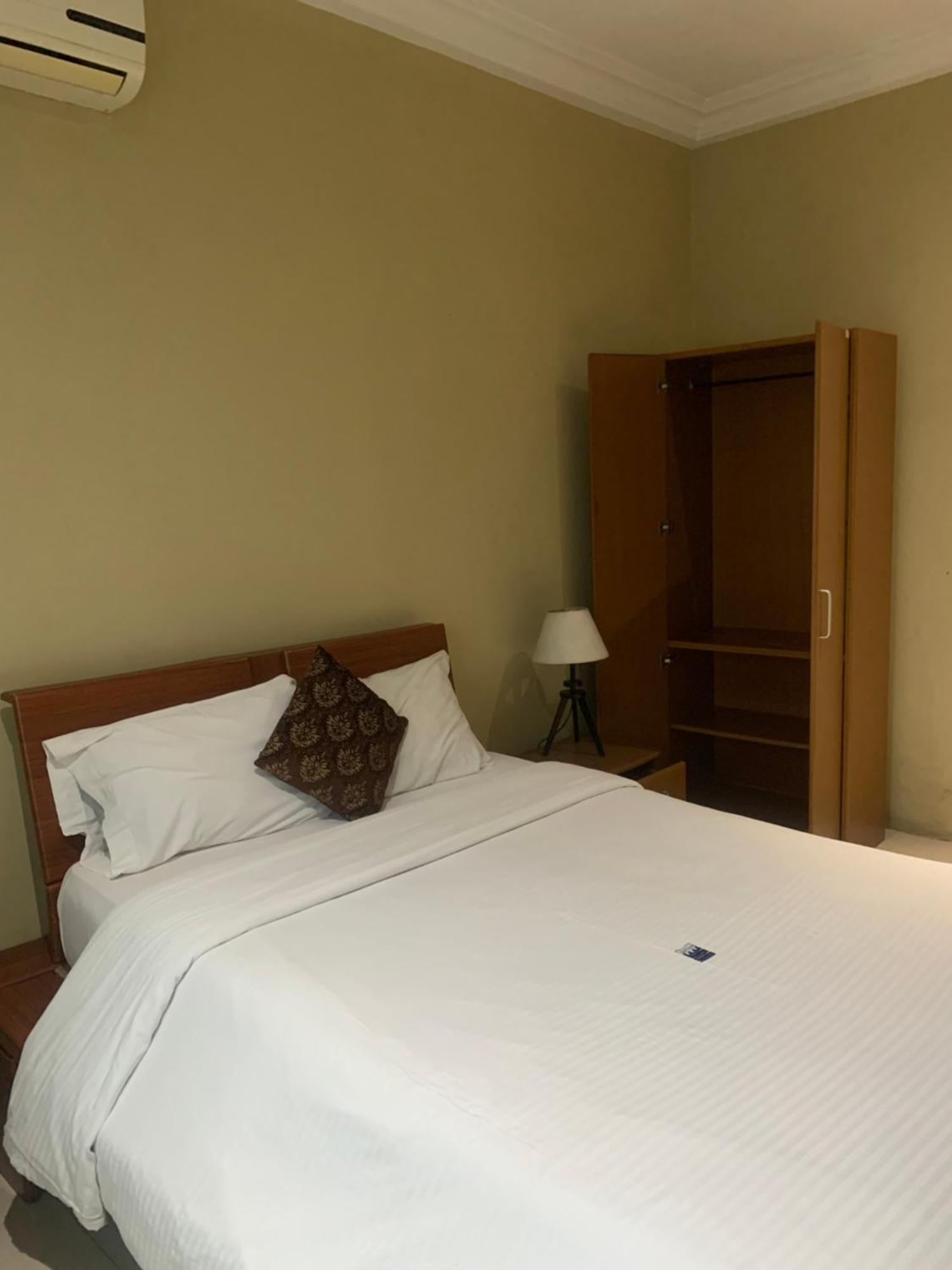 Manjaro Suites Accra Bagian luar foto