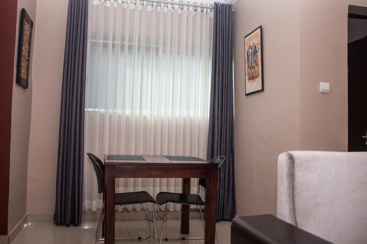 Manjaro Suites Accra Bagian luar foto